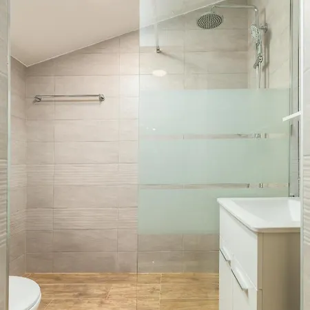 Wine House & Marceta Apartment *